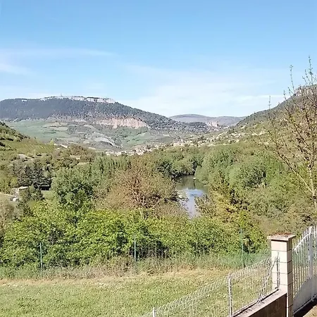 De L'alauzet *