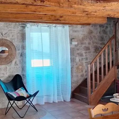 De L'alauzet بيت للعطل *