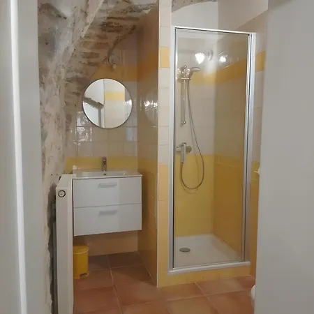De L'alauzet بيت للعطل Paulhe